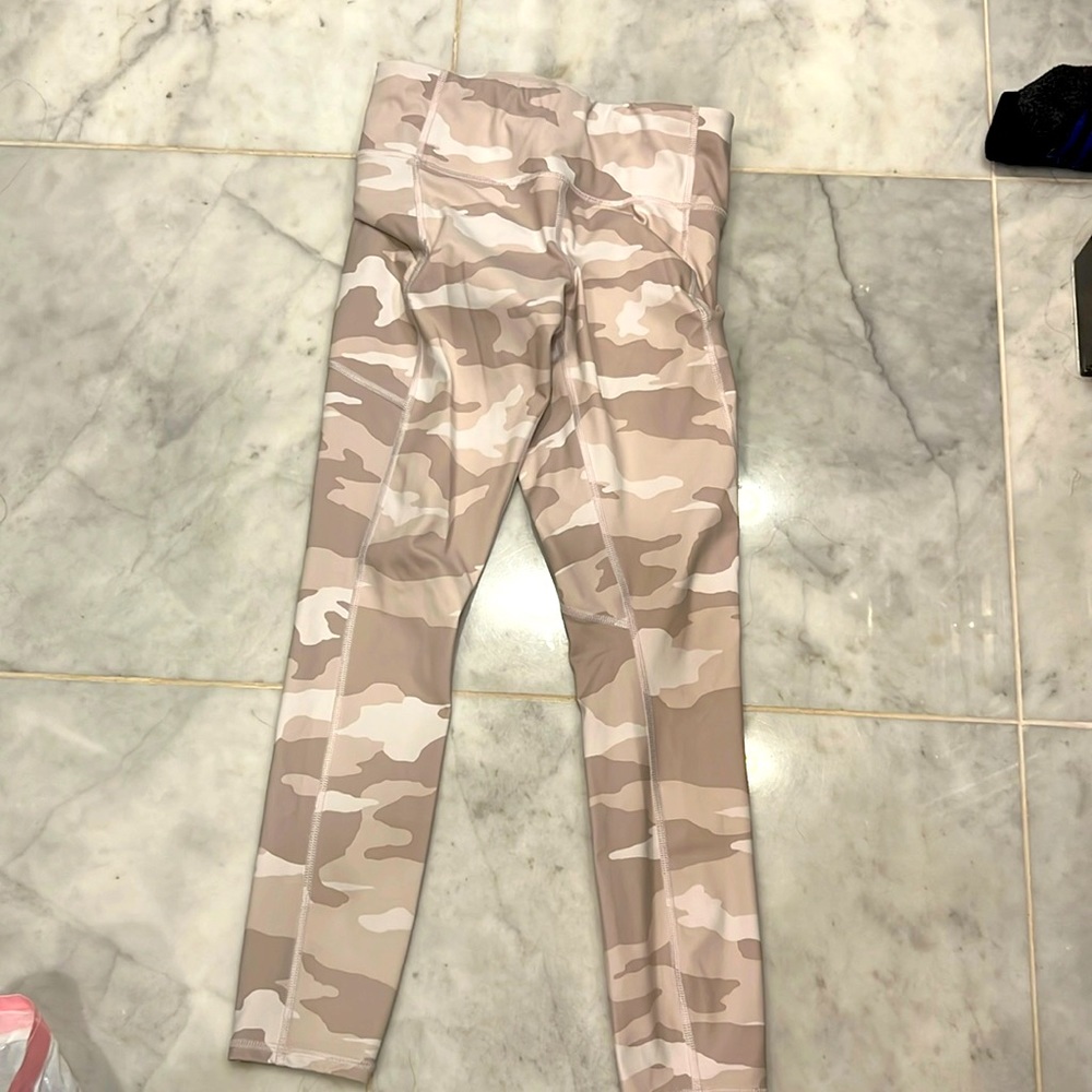 Camp leggings- Athleta